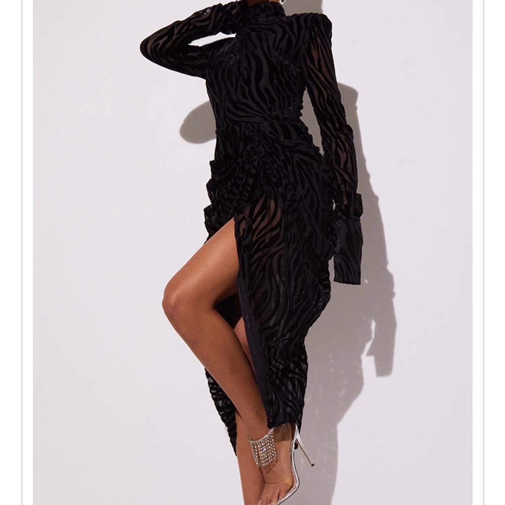PrettyLittleThing Black Dress